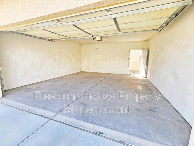 1430 Star Rd in Pahrump, NV - Building Photo - Building Photo
