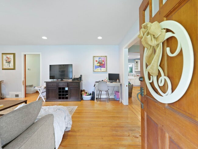 1870 Briarlake Cir in Decatur, GA - Foto de edificio - Building Photo