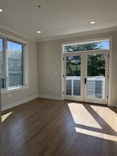 104 Warren St, Unit 7 in Boston, MA - Building Photo - Building Photo