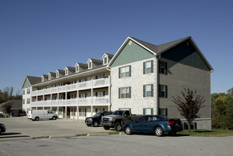 Meadows at Shadow Ridge in Belleville, IL - Building Photo - Building Photo