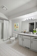 Westbury Village Townhomes in Auburn Hills, MI - Building Photo - Building Photo