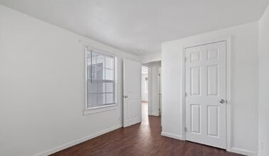 3825-3524 Crestmore Rd in Jurupa Valley, CA - Building Photo - Building Photo