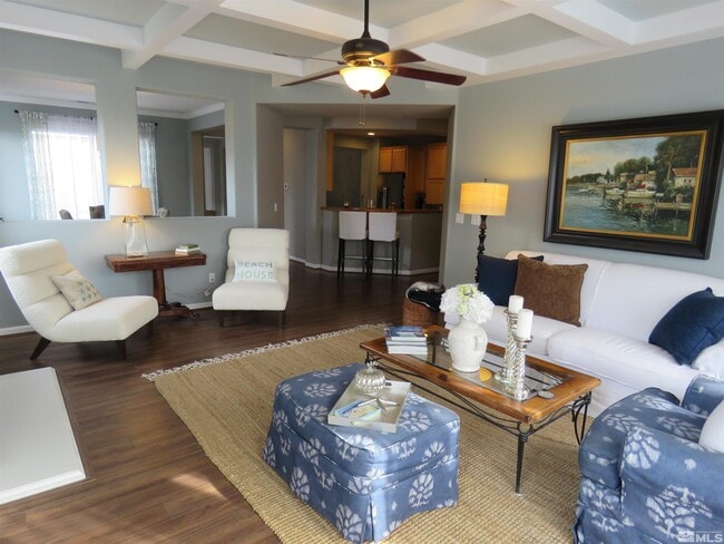 480 Dartmoor Ct in Reno, NV - Building Photo - Building Photo