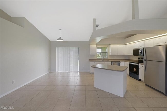property at 1529 SW 15th Pl
