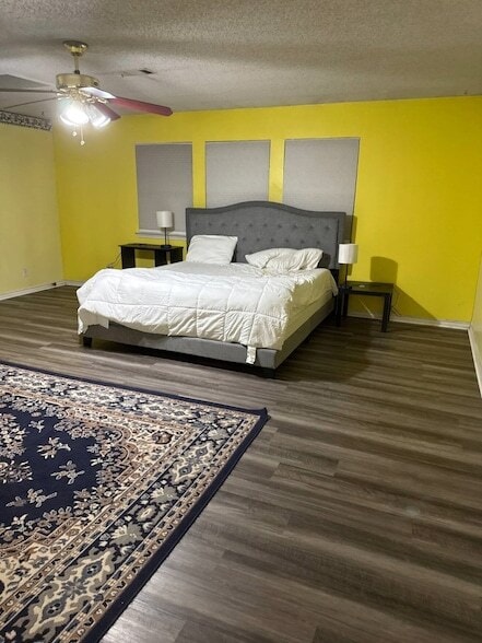 353 Swindle Rd in Howe, TX - Foto de edificio - Building Photo