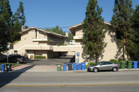 279-287 Erbes Rd in Thousand Oaks, CA - Foto de edificio - Building Photo