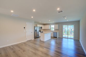 411 Mancini Dr in Greenville, SC - Building Photo - Building Photo