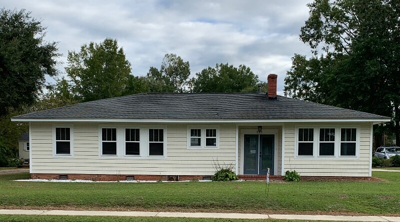 933 W Home Ave in Hartsville, SC - Building Photo