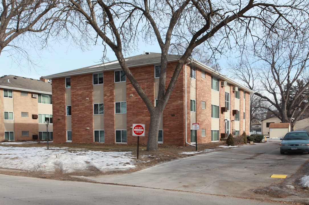 4172 Adair Ave N in Crystal, MN - Building Photo