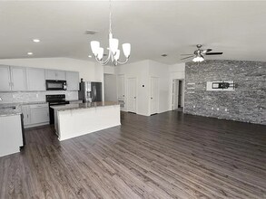 7525 Ibis Dr in Lakeland, FL - Building Photo - Building Photo