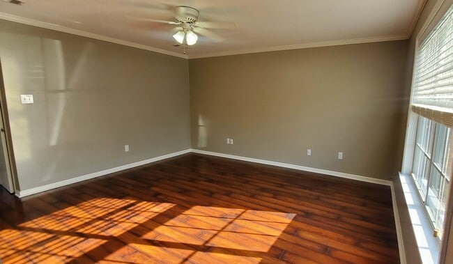 4624 Parkoaks Dr in Baton Rouge, LA - Building Photo - Building Photo
