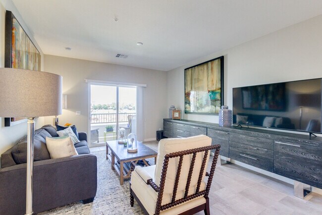 2511 W Queen Creek Rd in Chandler, AZ - Building Photo - Building Photo