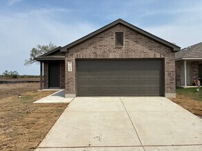 9608 Garnet Grv in San Antonio, TX - Building Photo - Building Photo