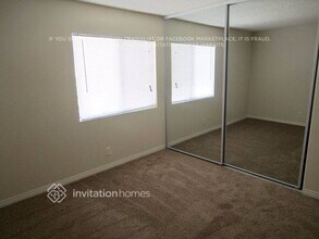 17140 Farwell St in Fontana, CA - Foto de edificio - Building Photo