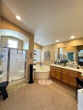 46073 Via La Colorada in Temecula, CA - Building Photo - Building Photo