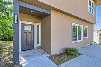 11007 Elm St in Jonestown, TX - Building Photo - Building Photo