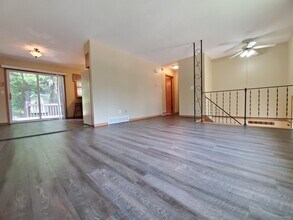 4023 5th Pl NW in Rochester, MN - Building Photo - Building Photo