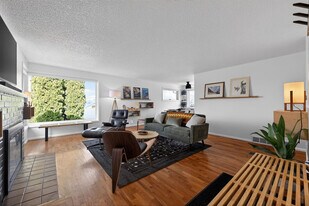 9314 54th Ave S in Seattle, WA - Building Photo