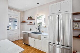 329 E Jenkins Ave in Columbus, OH - Building Photo - Building Photo