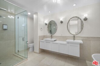 4477 Wilshire Blvd in Los Angeles, CA - Building Photo - Building Photo