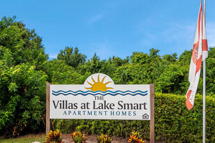 Villas at Lake Smart Apartments