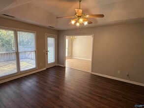 213 Shadowbrook Ln NE in Huntsville, AL - Building Photo - Building Photo