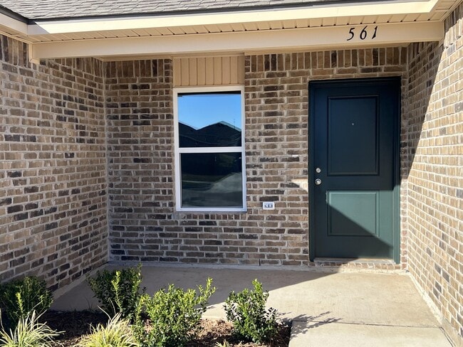 561 SE 3rd Ter in Newcastle, OK - Building Photo - Building Photo
