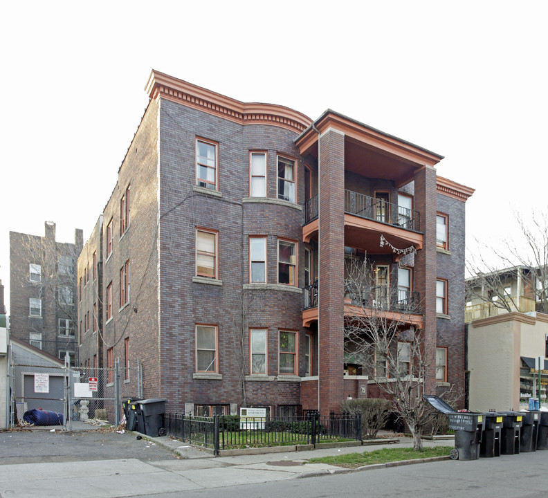 The Phoenix Apartments in Detroit, MI - Building Photo