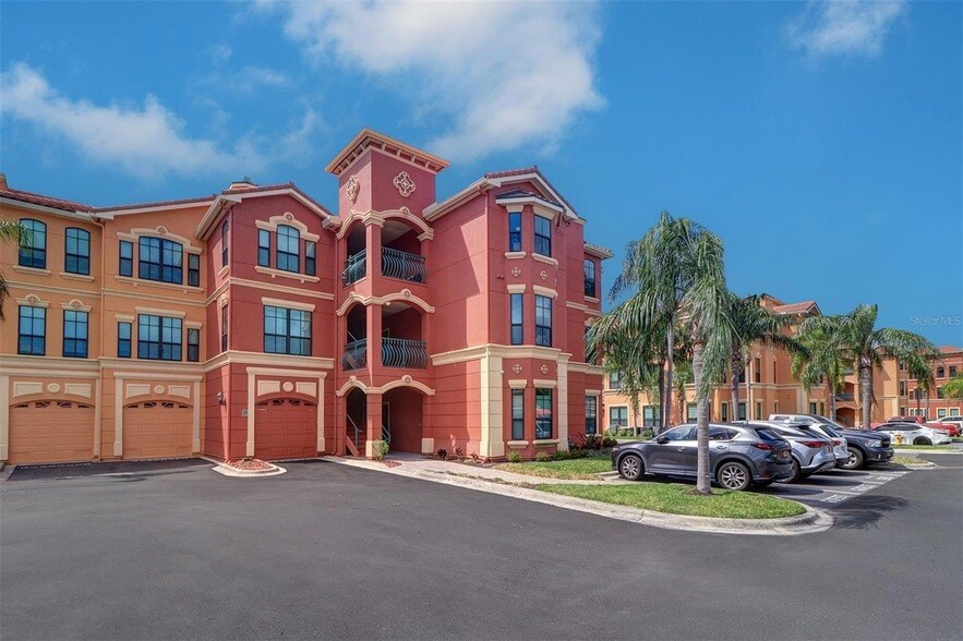 2741 Via Cipriani, Unit 922B in Clearwater, FL - Building Photo