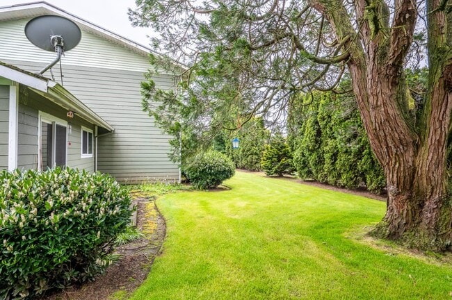 804 Chestnut Dr in Tillamook, OR - Building Photo - Building Photo