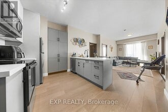 180 Kanata Ave. in Ottawa, ON - Building Photo - Building Photo