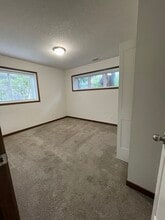 4522 Aldrich Ave N, Unit B in Minneapolis, MN - Foto de edificio - Building Photo
