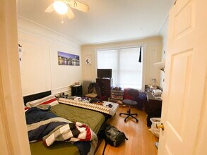 1125 Davis St in Evanston, IL - Building Photo - Building Photo