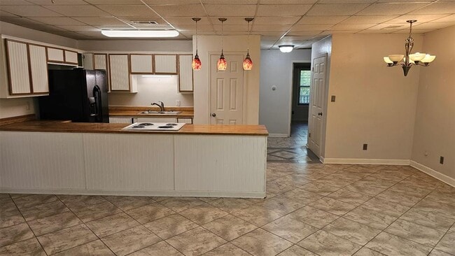 property at 170 Interstate Dr