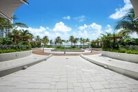 1402 Bay Rd, Unit 518S in Miami Beach, FL - Building Photo - Building Photo