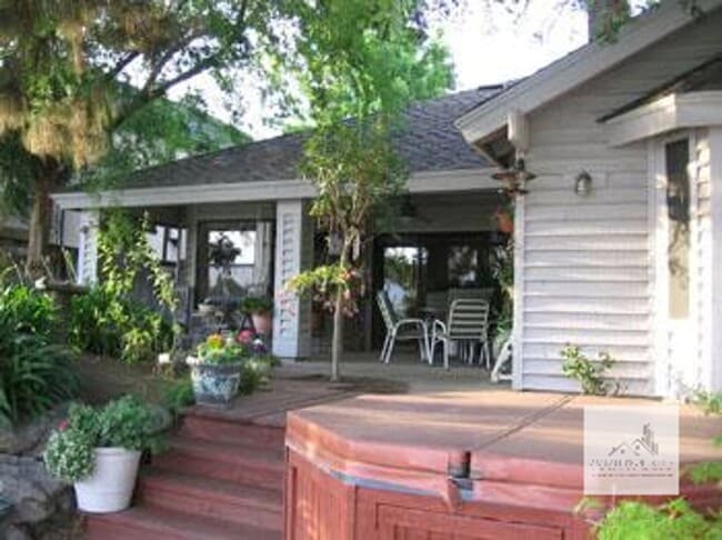 673 E Pintail Cir in Fresno, CA - Building Photo - Building Photo