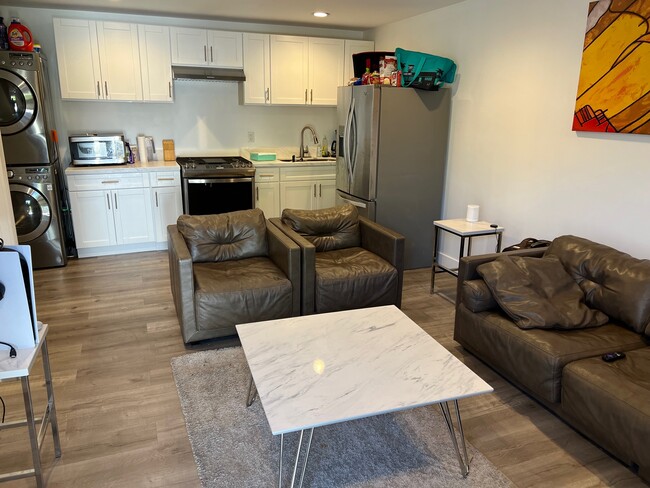 property at 6960 Forbes Ave