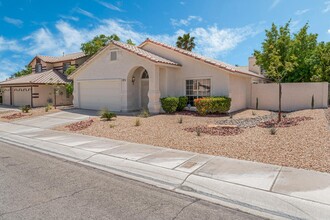 7805 Montalvo Ct in Las Vegas, NV - Building Photo - Building Photo