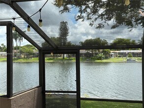 1339 NW 122nd Terrace in Pembroke Pines, FL - Building Photo - Building Photo