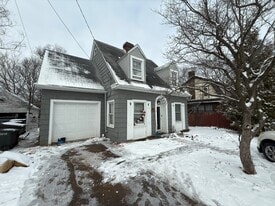 3013 Knoxville Ave in Peoria, IL - Building Photo