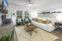 Residences at Markets West in Gainesville, FL - Building Photo - Building Photo