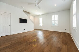 50 Sans Souci St in Charleston, SC - Building Photo - Building Photo