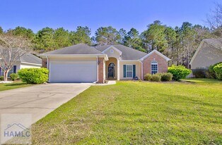 8 Limestone Ln in Savannah, GA - Building Photo