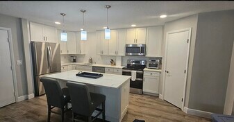 1105 Duncan Cir in Palm Beach Gardens, FL - Building Photo