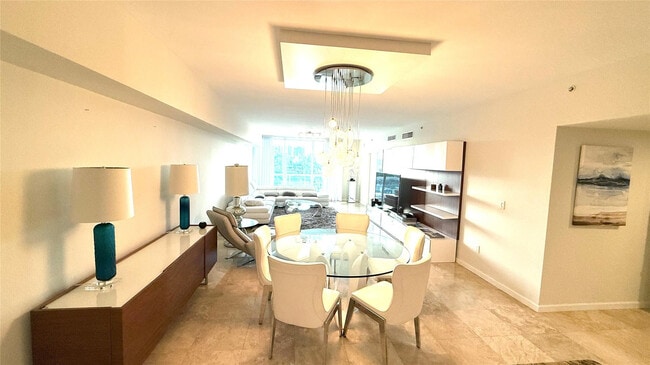 45 Hendricks Isle in Fort Lauderdale, FL - Foto de edificio - Building Photo