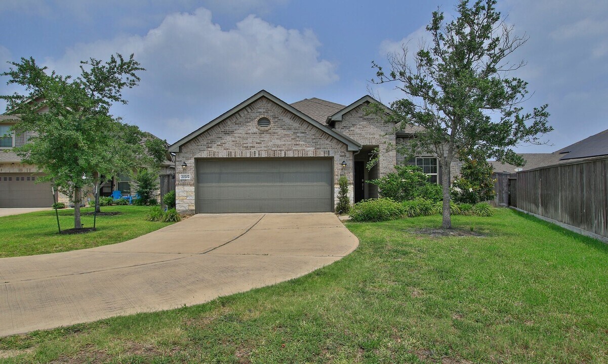 20202 Creekdale Bend Dr in Cypress, TX - Building Photo
