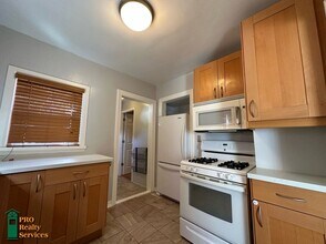1471 Carroll Ave in St. Paul, MN - Building Photo - Building Photo