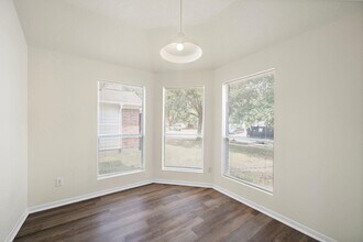 3235 Clipper Winds Way in Houston, TX - Building Photo - Building Photo