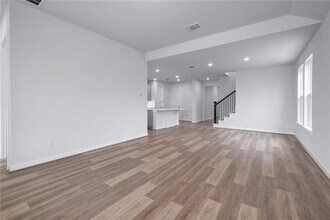 129 Patrick Herndon Dr in Bastrop, TX - Building Photo - Building Photo