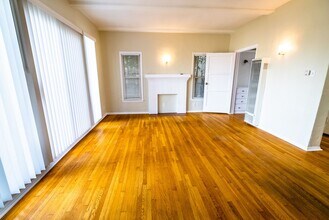 147 North Hamilton Drive in Beverly Hills, CA - Foto de edificio - Interior Photo